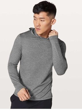 Lululemon men’s switch up long sleeve Hoodie